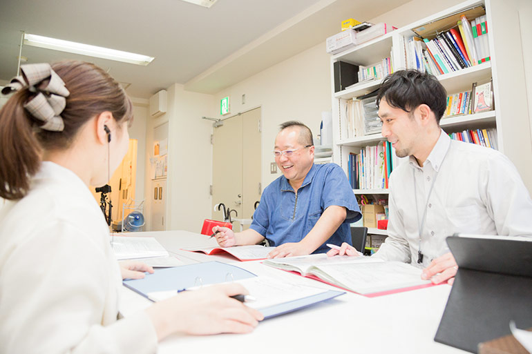 働いているスタッフから見た理事長の印象